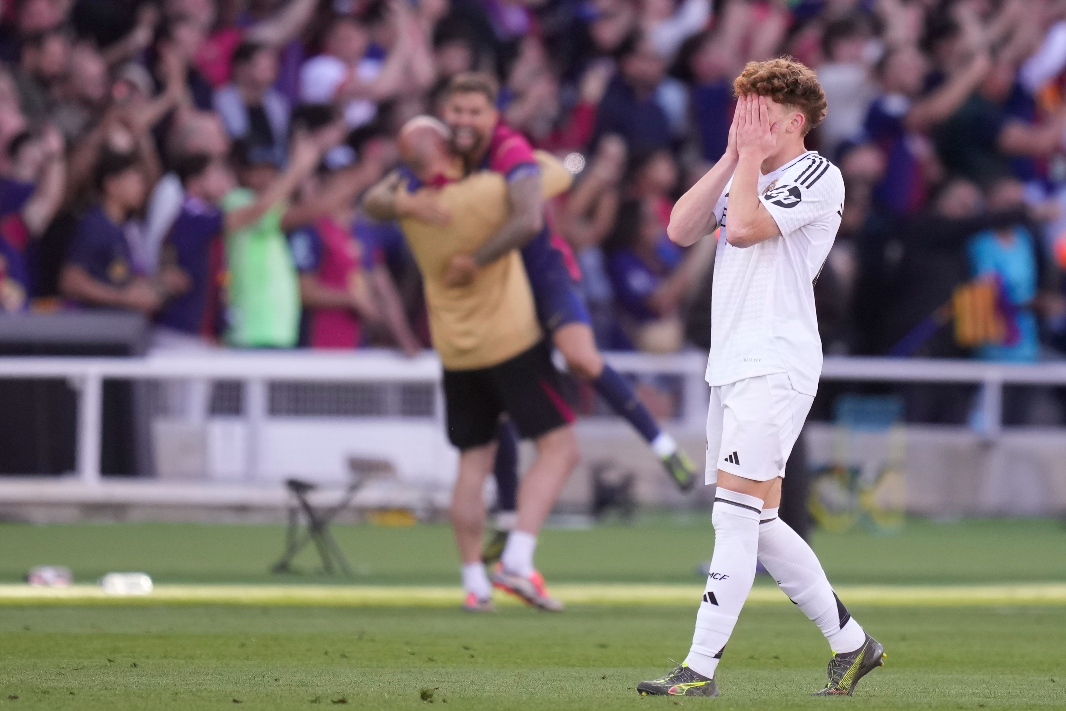 Nu a mai rezistat după "avalanșa" de insulte primită după El Clasico