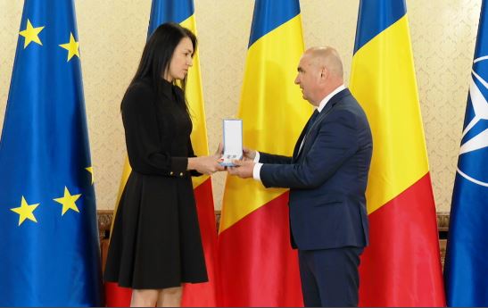 Cristina Neagu a fost decorată de președintele Ilie Bolojan