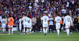 Real Madrid players dissapointeds at full time during the La Liga EA Sports match between FC Barcelona and Real Madrid CF played at Lluis Companys Stadium on 11 May 2025 in Barcelona, Spain. (Photo by Bagu Blanco / Pressinphoto)