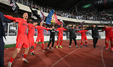 FOTBAL:UNIVERSITATEA CLUJ-FCSB, PLAY OFF SUPERLIGA SUPERBET (11.05.2025)