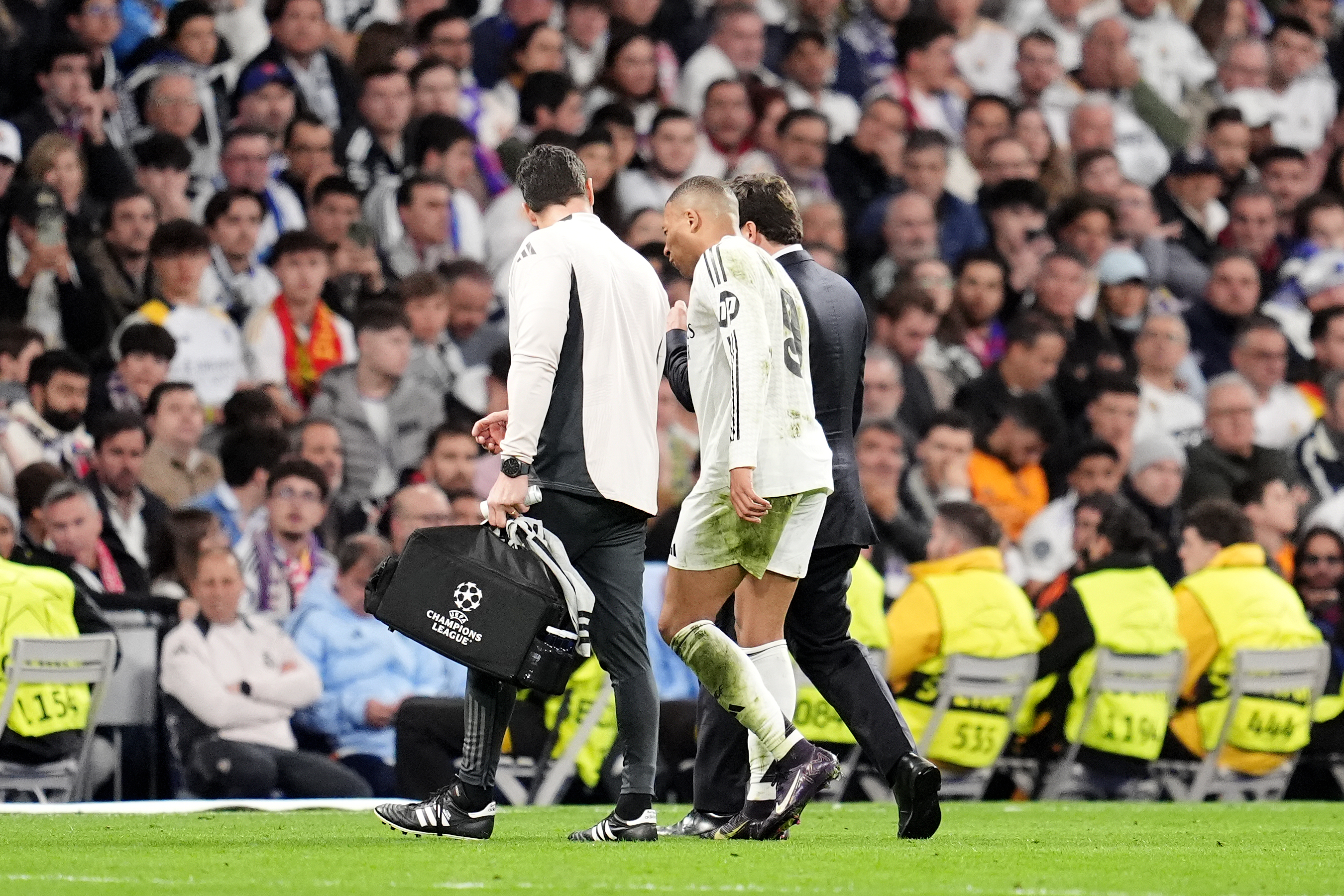 Au căzut pe capete! Real Madrid are doar 12 jucători disponibili pentru următorul meci din La Liga