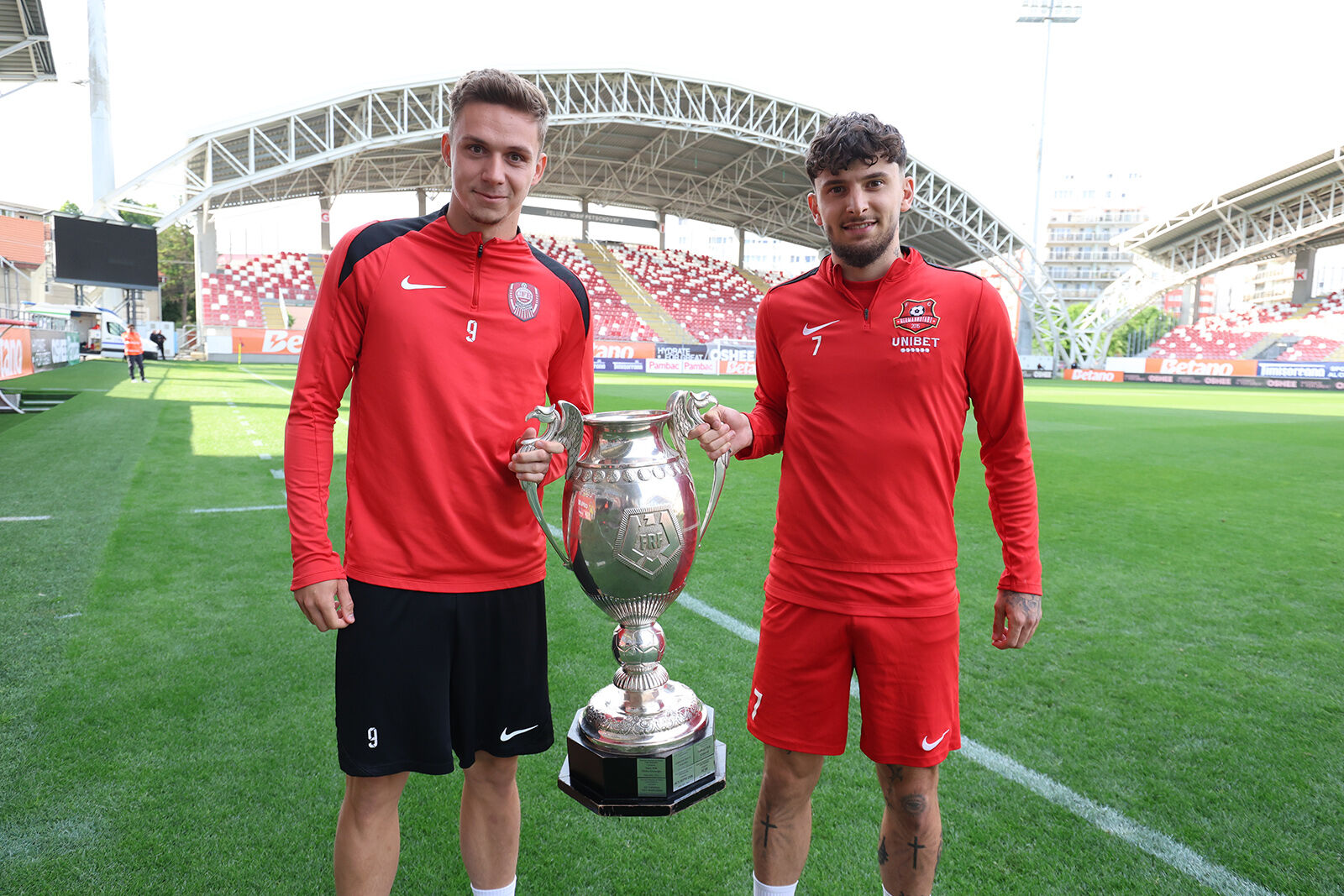 Louis Munteanu vs. Ianis Stoica. Bornele atinse de cei doi atacanți înaintea finalei Cupei României