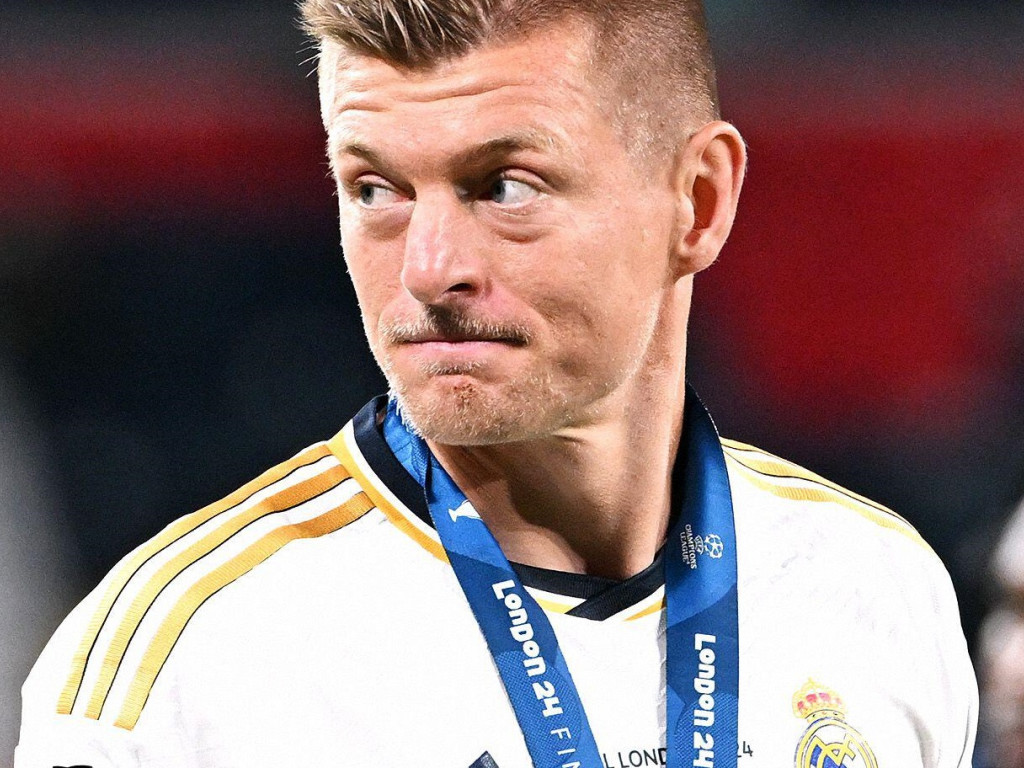 Toni Kroos a numit cei mai buni cinci mijlocași centrali din istoria fotbalului