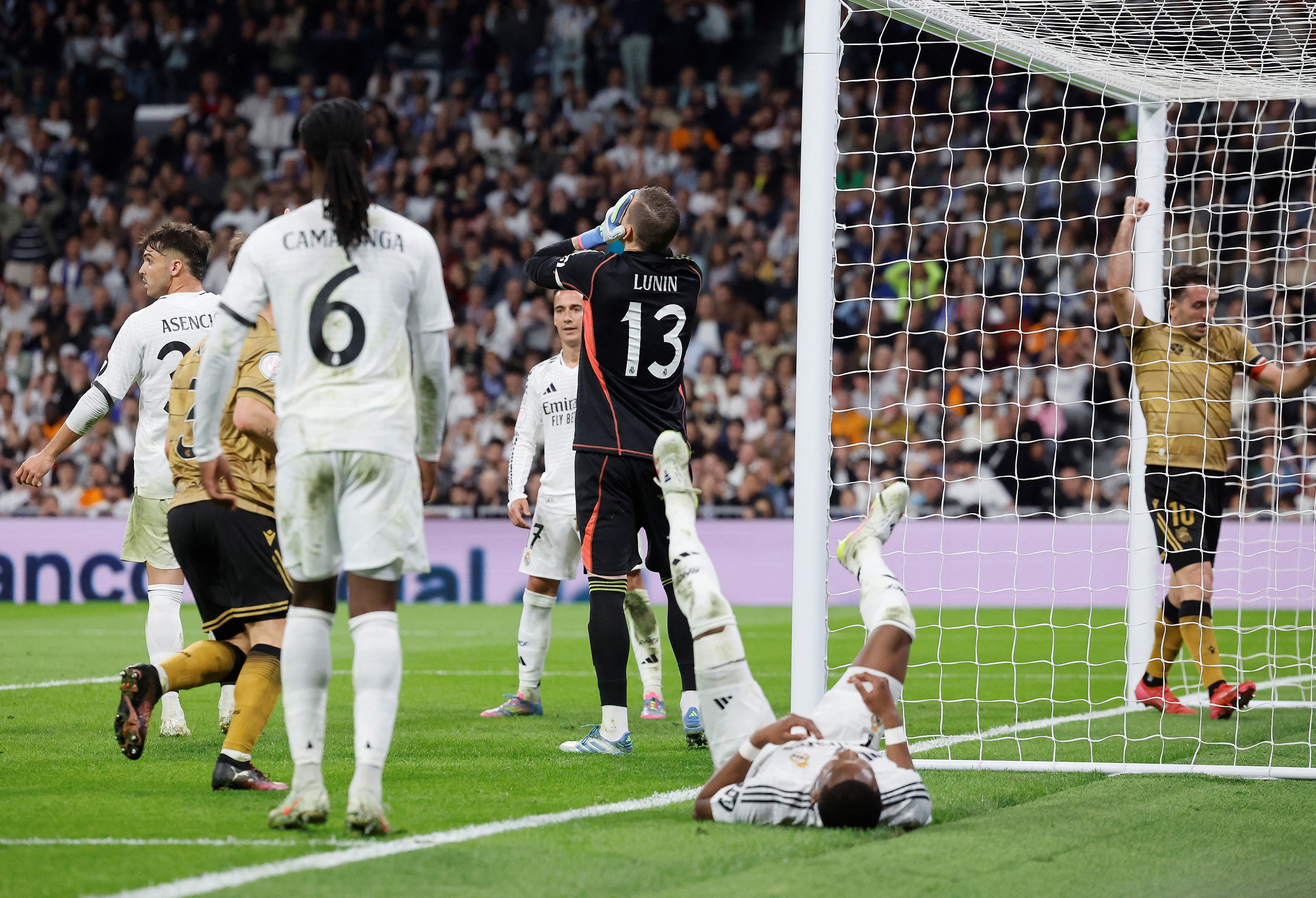 Real Madrid e decimată! Încă un jucător s-a ”rupt” și ”Galacticii” au doar 11 fotbaliști disponibili cu Mallorca