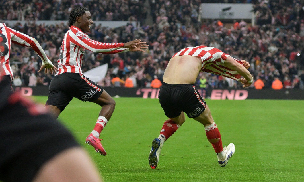 Sunderland's Daniel Ballard Celebrates his header goes in off the crossbar to put Sunderland through to Wembley for the Championship Play-off Final during the Sky Bet Championship Play Off Semi Final Second Leg match between Sunderland and Coventry City a