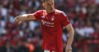 Chris Wood of Nottingham Forest gives his team instructions during the Premier League match Nottingham Forest vs Leicester City at City Ground, Nottingham, United Kingdom, 11th May 2025 (Photo by Alfie Cosgrove/News Images)
