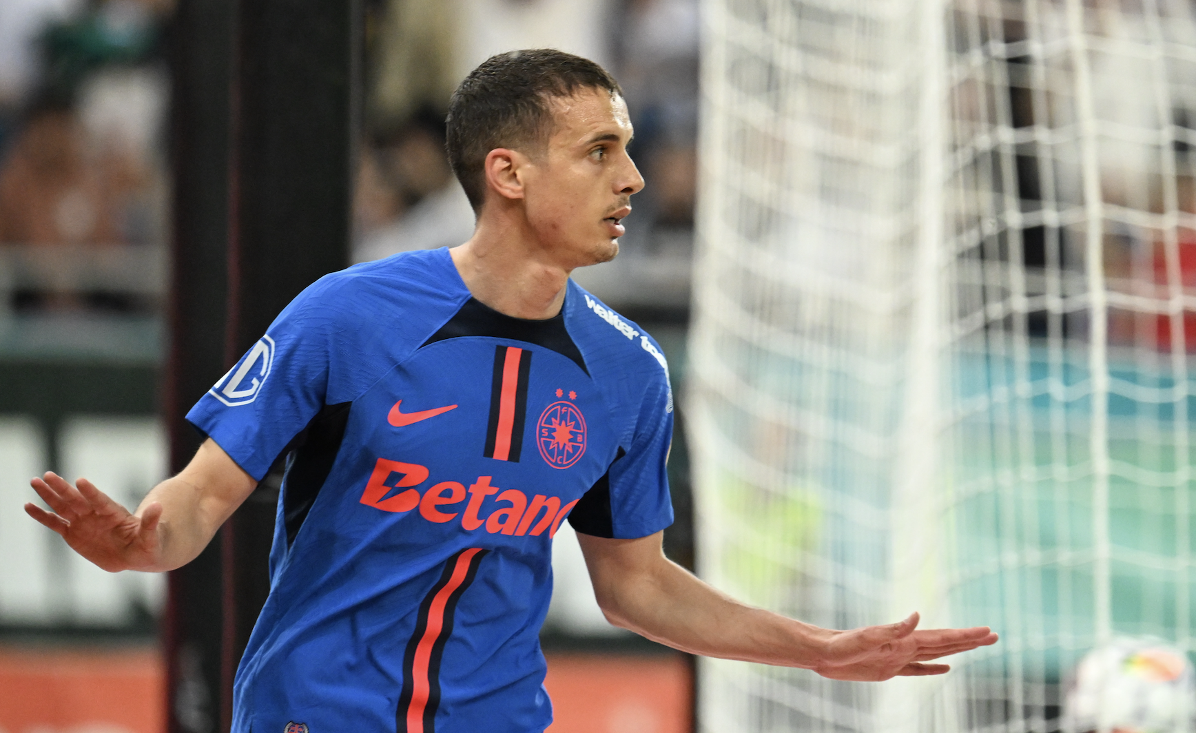 Salarii mărite pentru Adrian Șut și Juri Cisotti! Urcă pe locul 4 în topul celor mai bine plătiți jucători de la FCSB