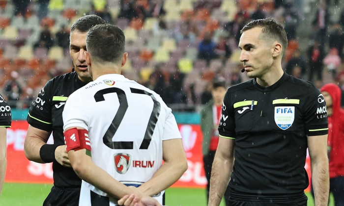 FOTBAL: DINAMO BUCURESTI - FC UNIVERSITATEA CLUJ, SUPERLIGA SUPERBET PLAY-OFF (16.05.2025)
