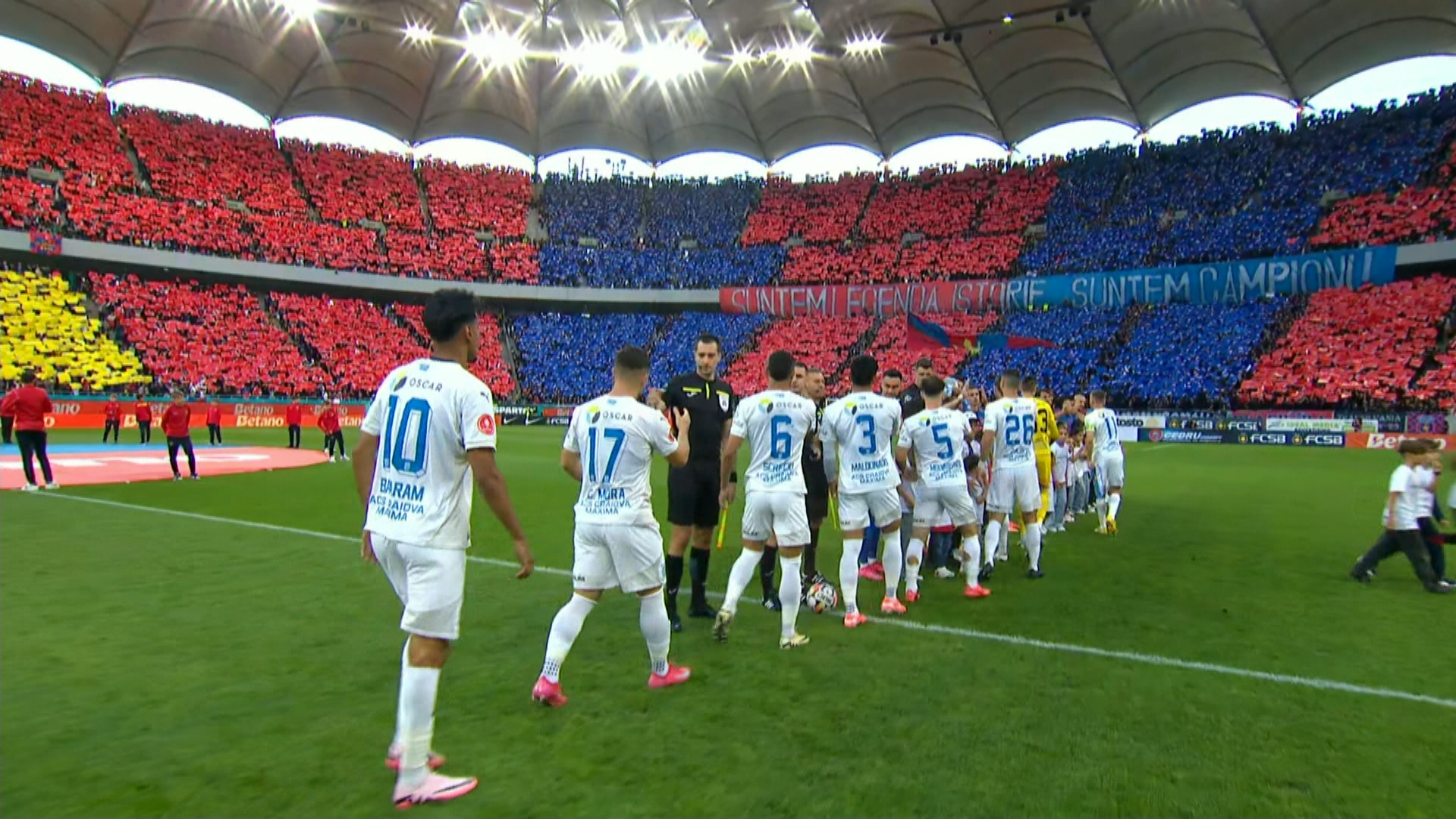 Scenografia impresionantă afișată de fanii FCSB-ului pe toată Arena Națională: "Suntem campioni"