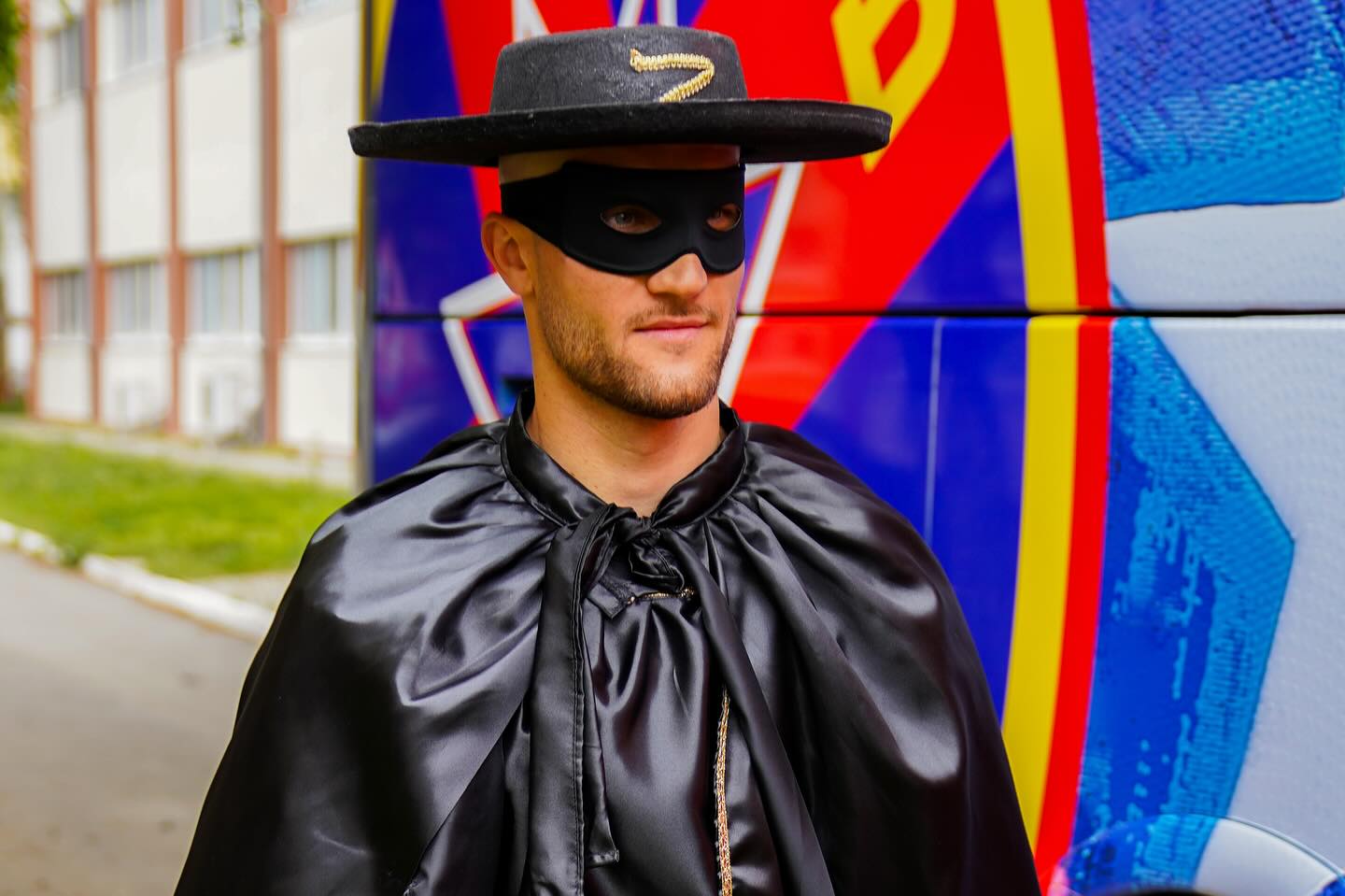 Provocare pentru Bîrligea: ”Cum te-ai descrie în 3 cuvinte?”. Răspunsul atacantului