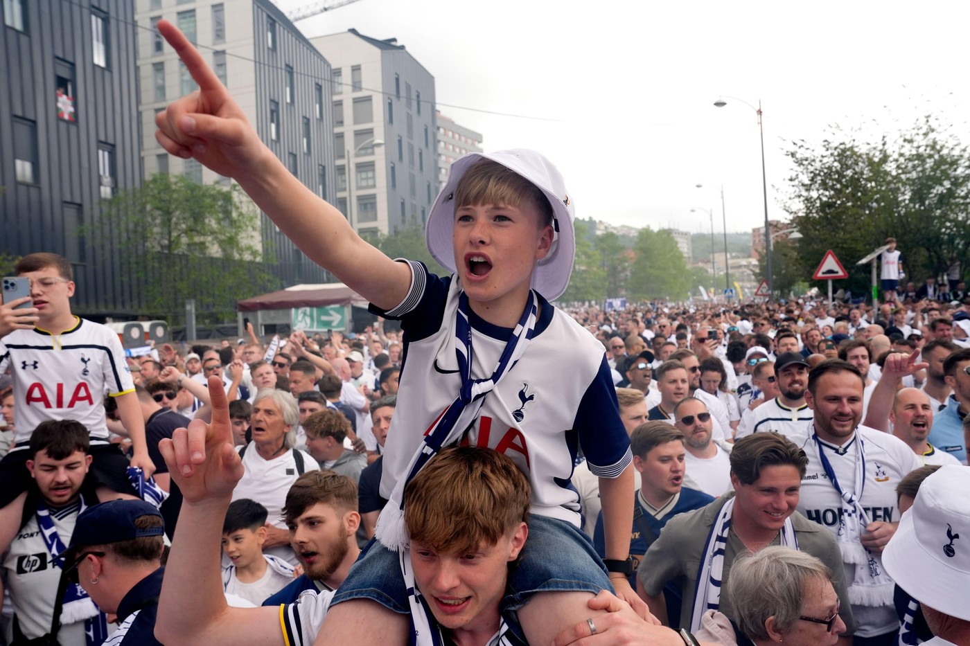 Românul ”înjurat 15 minute încontinuu” înainte de finala Europa League: ”Nu știau că sunt acolo”. Cum s-a încheiat totul
