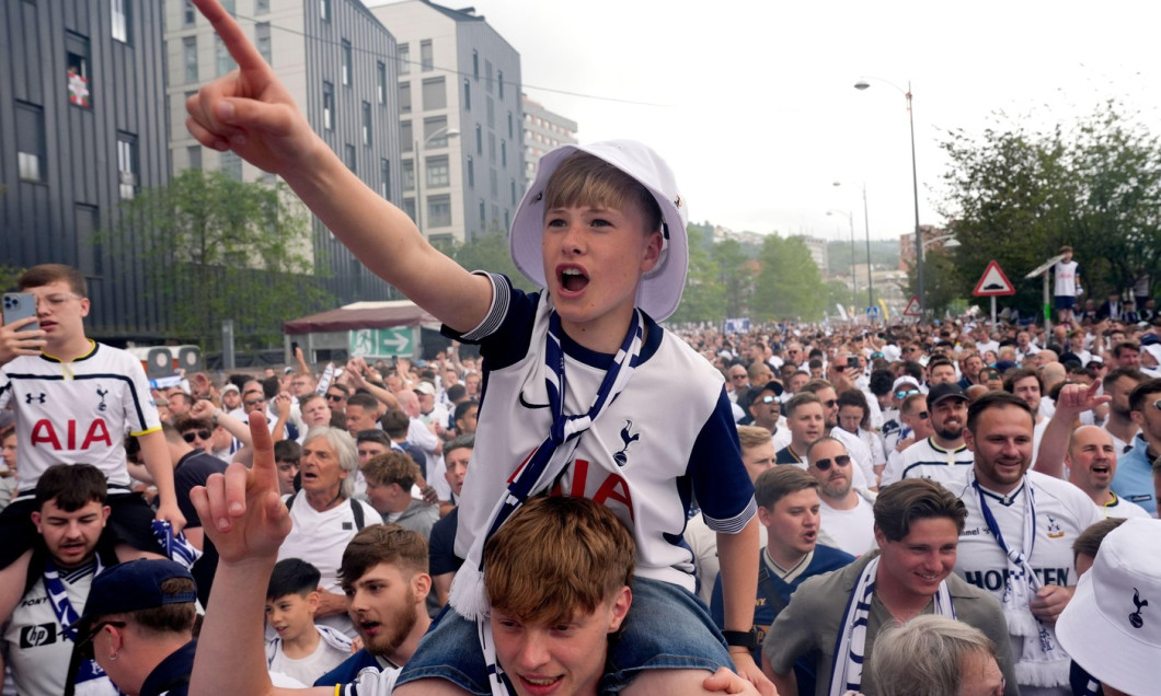 Tottenham Hotspur fans at the Ametzola Park fan zone in Bilbao before the UEFA Europa League final at the Estadio de San Mames in Bilbao, Spain. Picture date: Wednesday May 21, 2025.