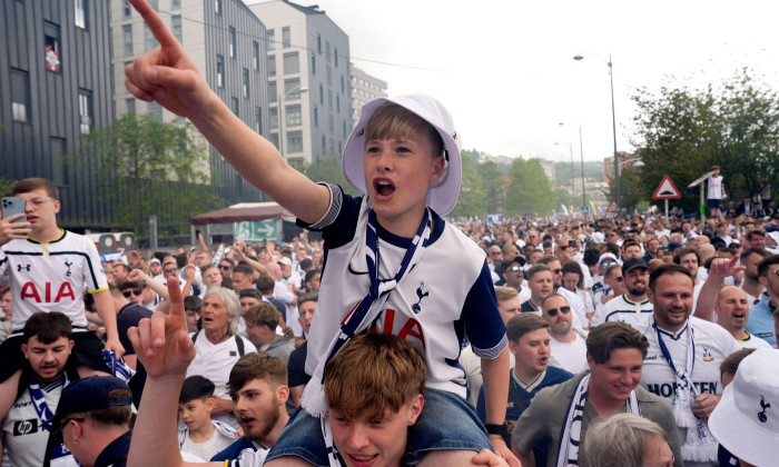 Tottenham Hotspur fans at the Ametzola Park fan zone in Bilbao before the UEFA Europa League final at the Estadio de San Mames in Bilbao, Spain. Picture date: Wednesday May 21, 2025.