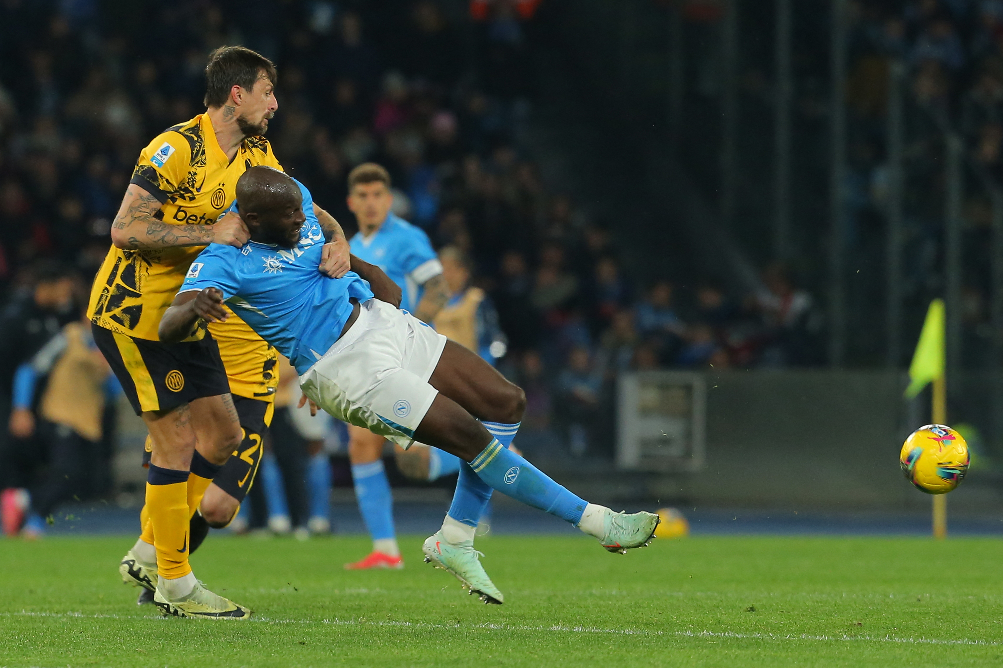 Napoli - Cagliari, LIVE VIDEO, 21:45, DGS 2 / Como - Inter, 21:45, DGS 3. Coman și Marin, pe bancă. Echipele de start