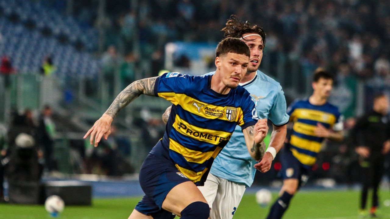 Se pregătește transferul lui Dennis Man! Antrenorul unui ”colos” l-a cerut pe român