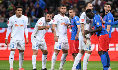 FOTBAL:FCSB-UNIVERSITATEA CRAIOVA, PLAY OFF SUPERLIGA SUPERBET (17.05.2025)