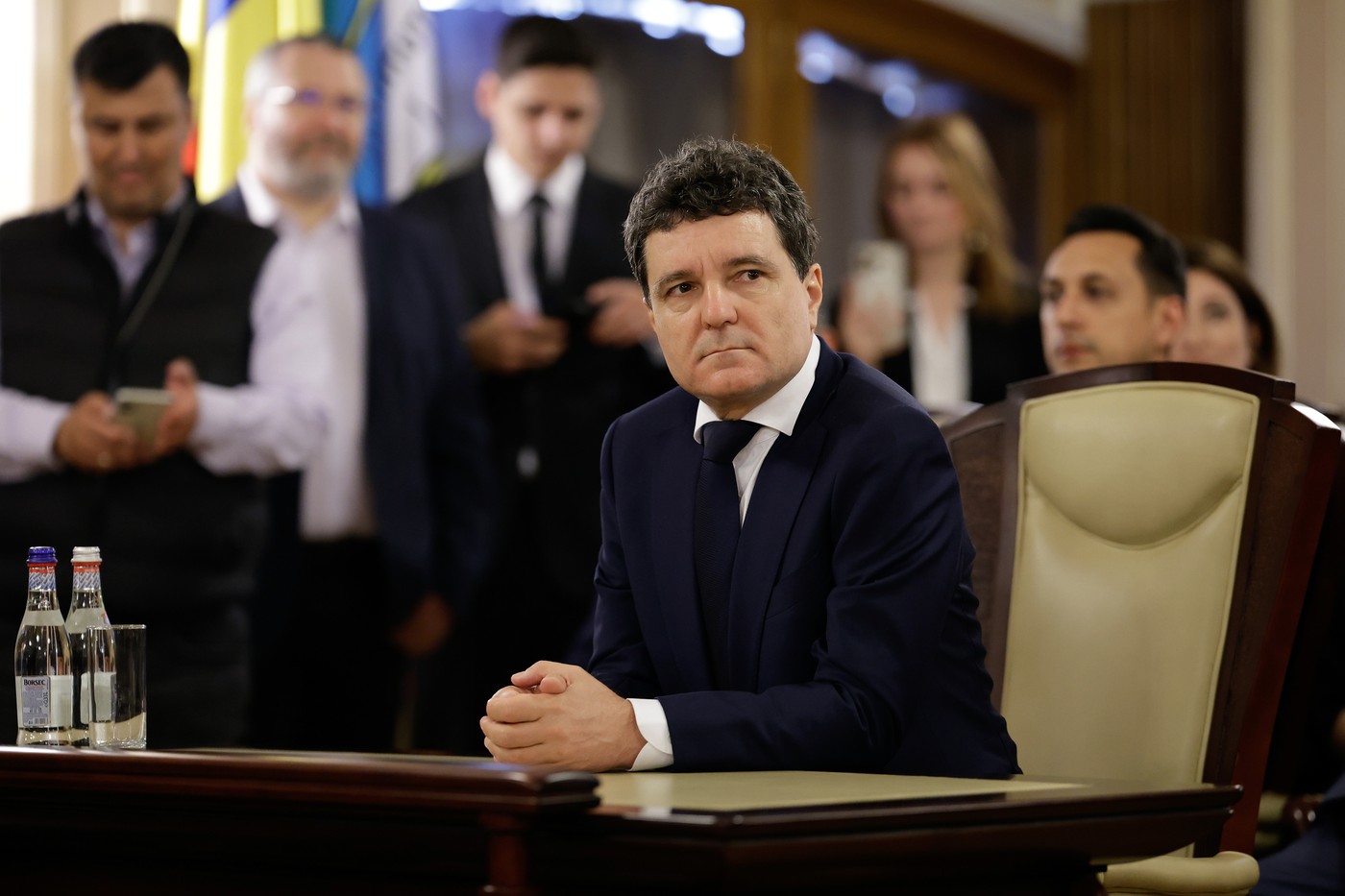 Mesajul transmis de Nicuşor Dan, după decesul lui Mihai Leu