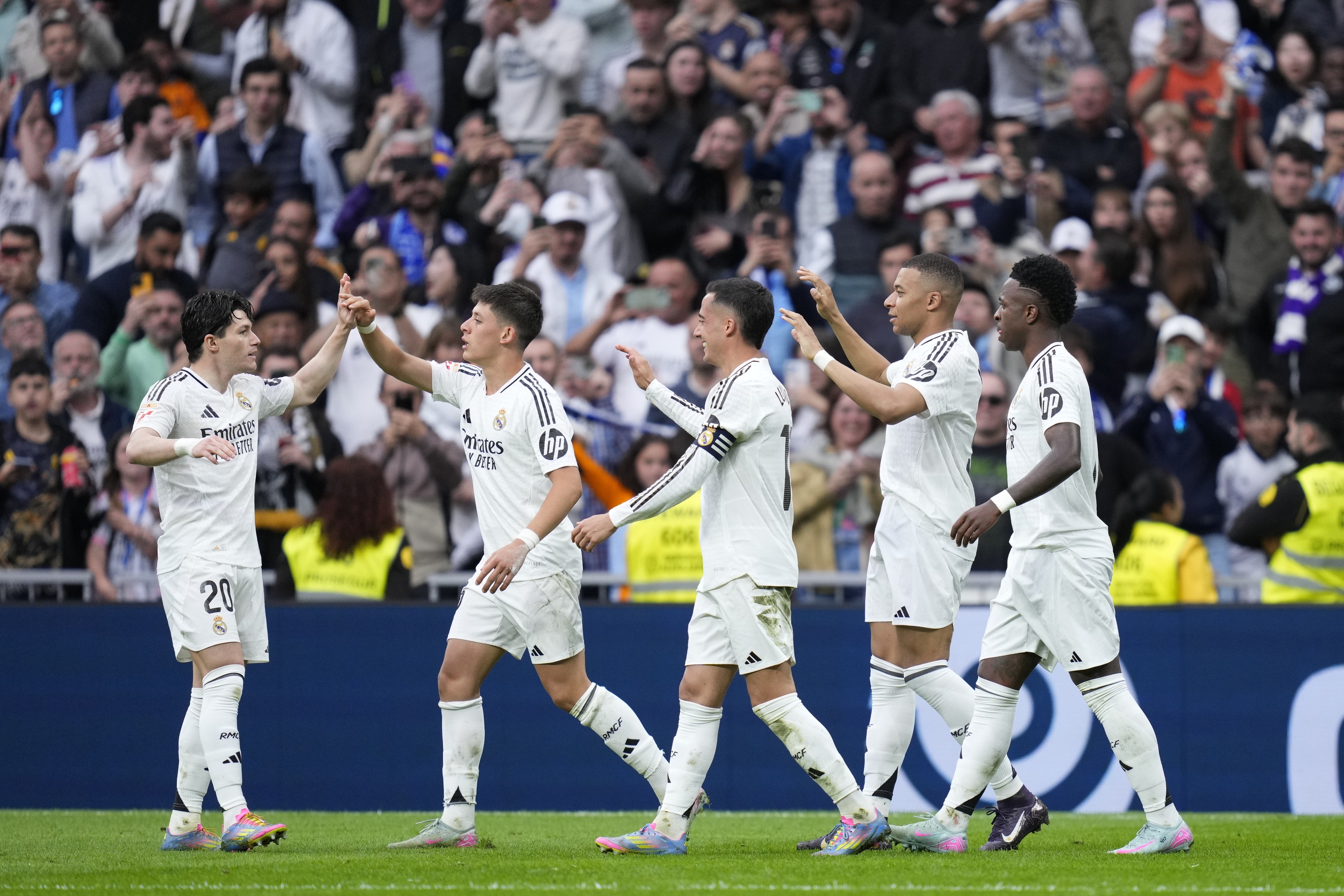 Nu doar Modric! După 399 de meciuri la Real Madrid, un alt fotbalist va juca ultima oară pe Santiago Bernabeu