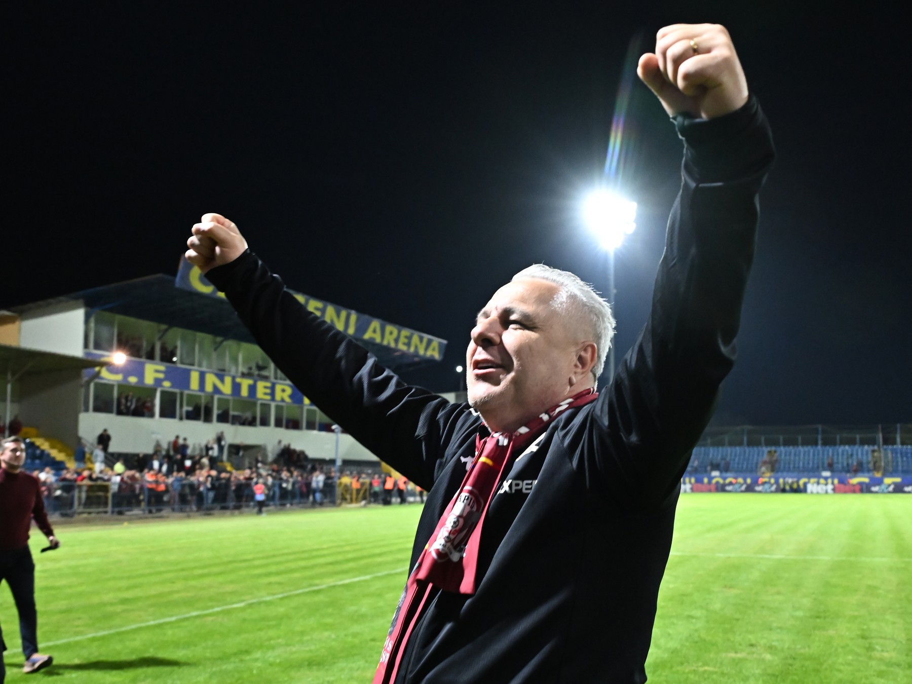 L-a propus pe Marius Șumudică la Rapid