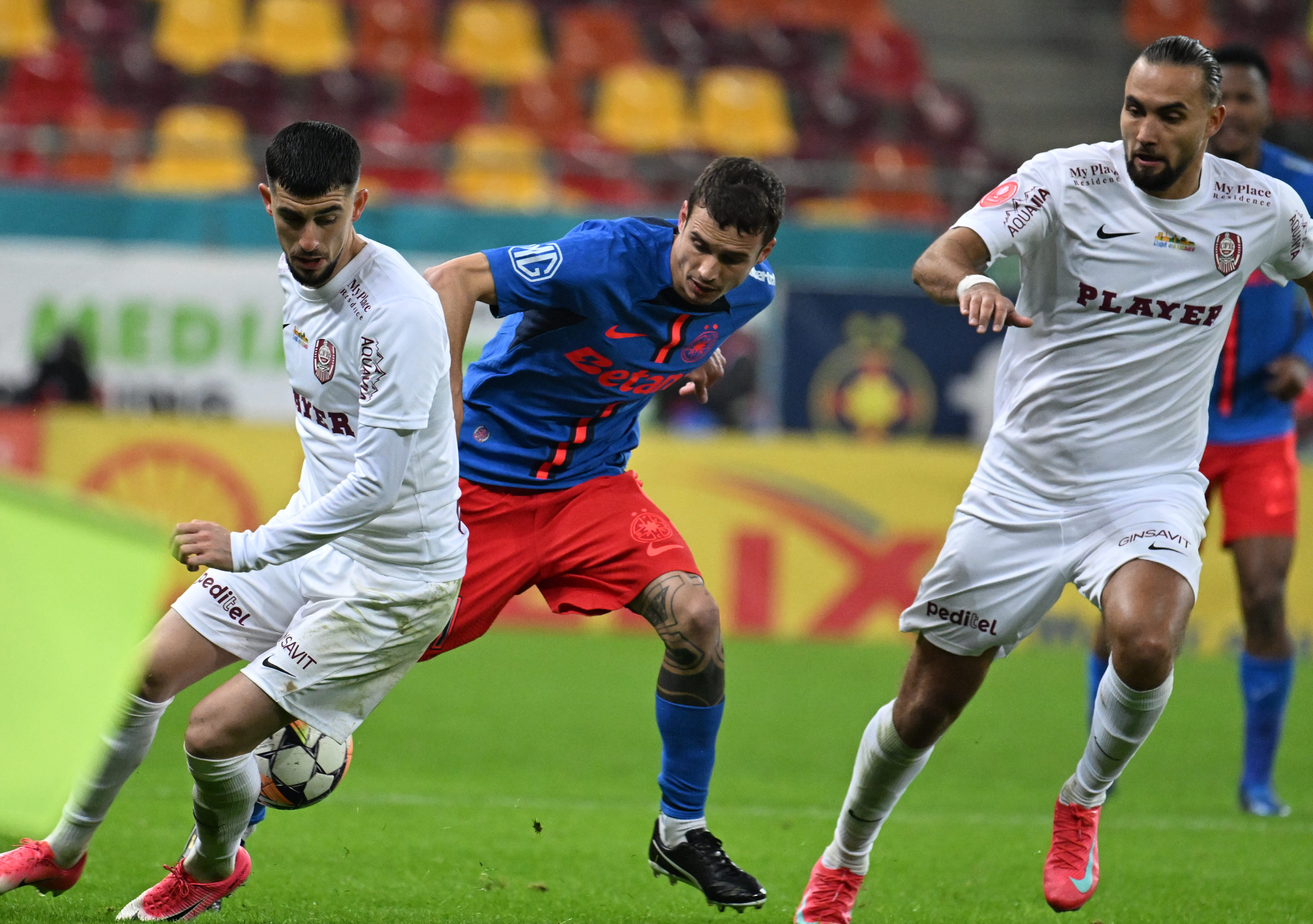 Suspendat! Fotbalistul care va rata FCSB - CFR din Supercupa României
