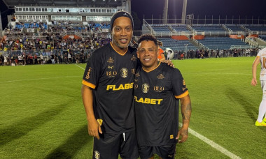 Ronaldinho vine în România pentru cel mai aşteptat meci demonstrativ al verii