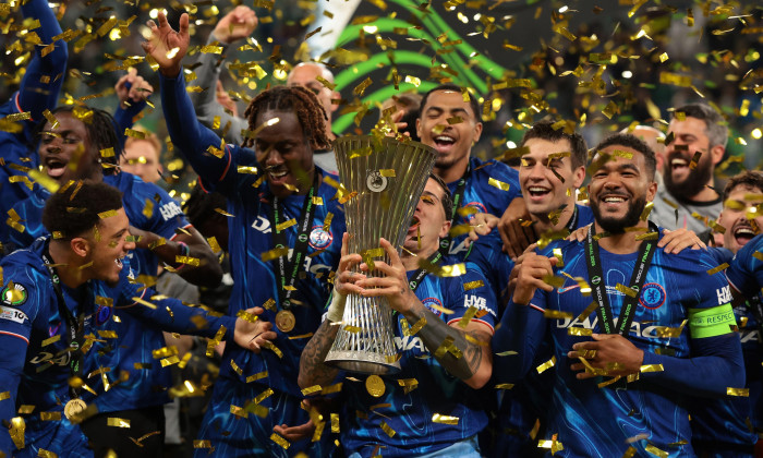 Wroclaw, Poland, 28th May 2025. Enzo Fernandez of Chelsea FC lifts the trophy as he celebrates with team mates following the 4-1 victory in the Real Betis vs Chelsea UEFA Conference League Final match at Stadion Wroclaw, Wroclaw. Picture credit should rea