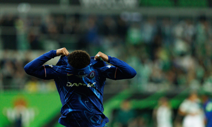 Jadon Sancho seen celebrating after scoring goal during UEFA Conference League 2025 final game between Real Betis Balompie and Chelsea FC (Maciej Rogowski)