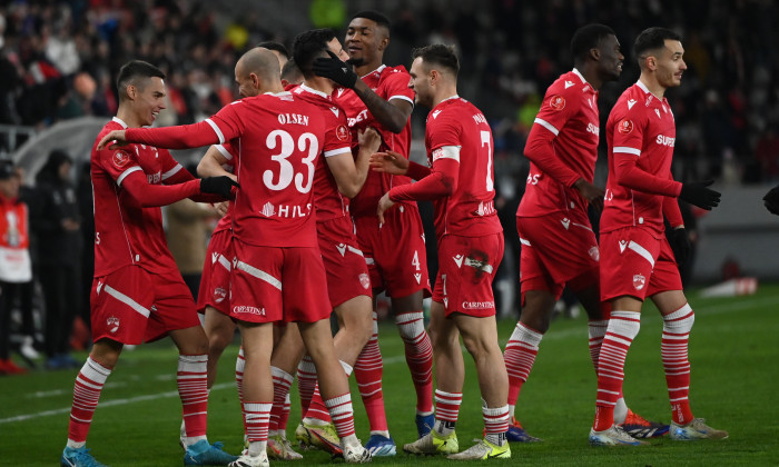 FOTBAL:DINAMO BUCURESTI-POLITEHNICA IASI, SUPERLIGA SUPERBET (13.12.2024)