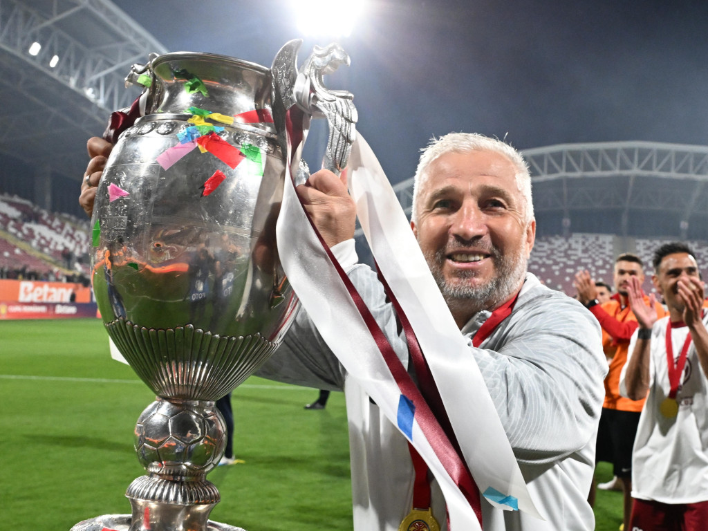 Adrian Ilie e sigur că lovitura verii se poate realiza: Dan Petrescu, la FCSB!