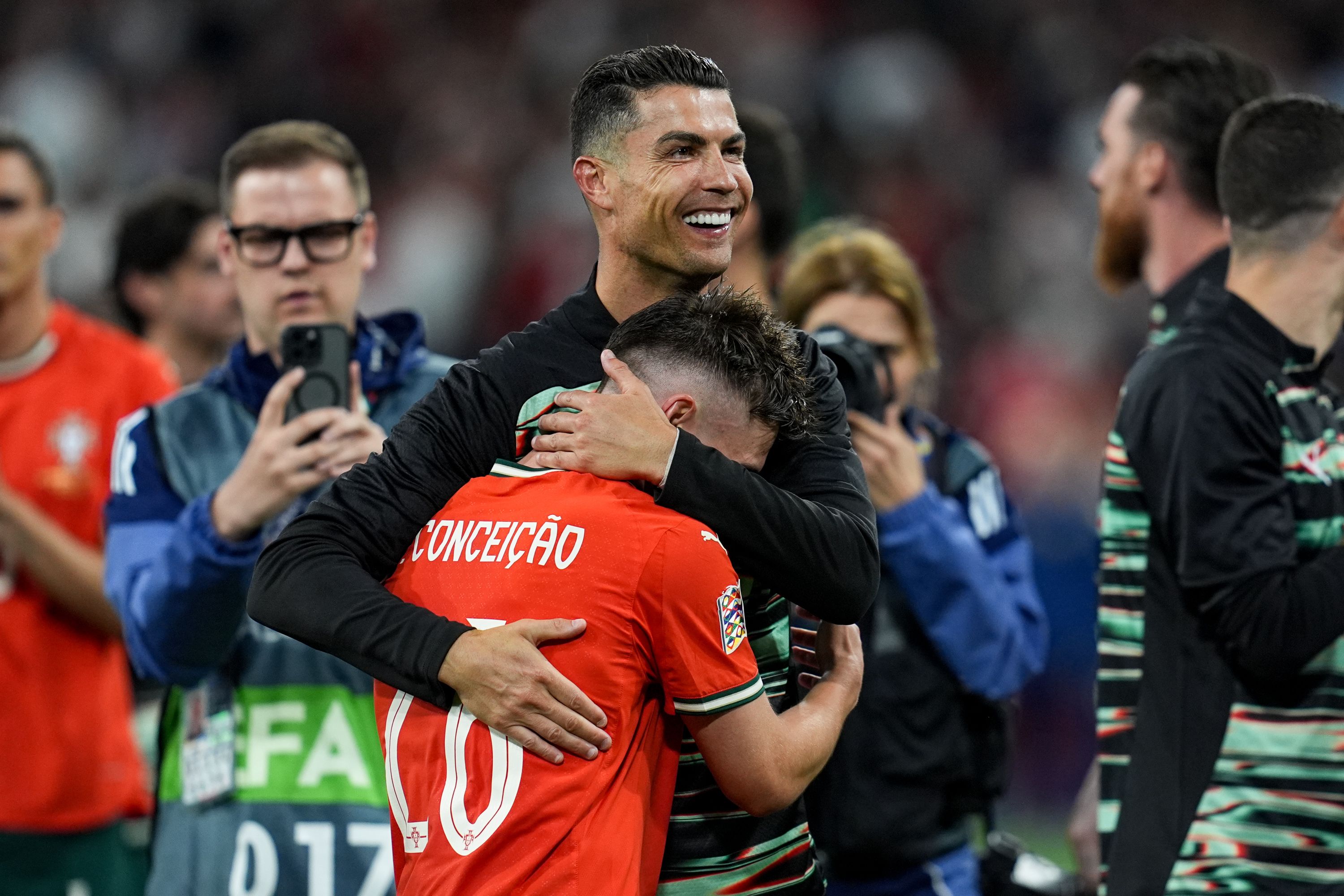 Victorie după 25 de ani! Sergio Conceicao nici nu era născut când tatăl său marca 3 goluri contra Germaniei