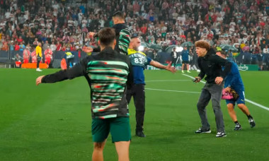 A intrat pe gazon și s-a dus direct la Ronaldo! Reacția starului Portugaliei, înaintea meciului cu Germania