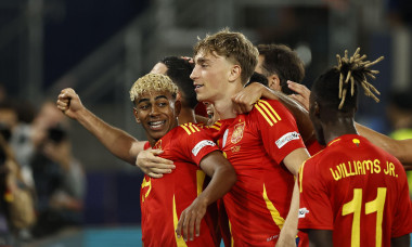 STUTTGART - (l-r) Nico Williams of Spain, Lamine Yamal of Spain, Dean Huijsen of Spain, Pedri of Spain celebrate the 3-0 during the UEFA Nations League semifinal match Spain v. France at the Stuttgart Arena on June 5, 2025 in Stuttgart, Germany. ANP | Hol