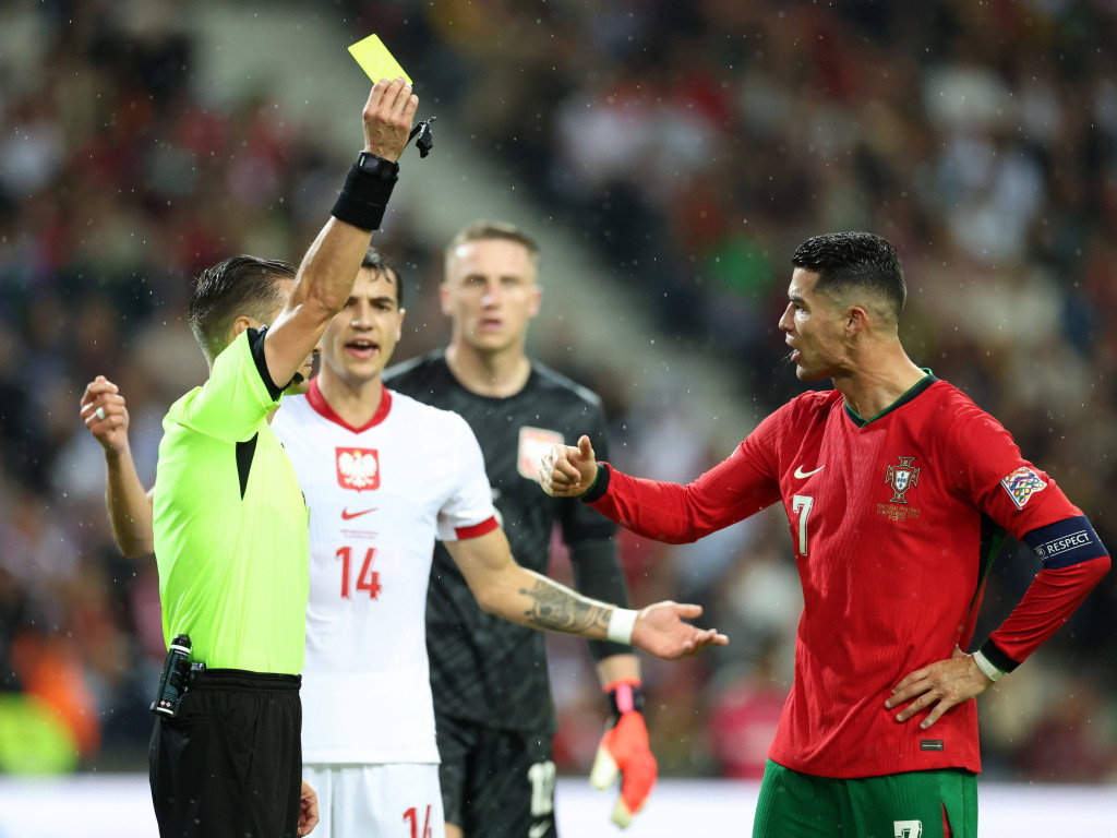 UEFA a decis! Cine arbitrează meciul Ararat-Armenia - Universitatea Craiova, din play-off-ul Europa League