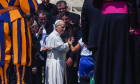 Roma, Papa Leone XIV Si Rivolge Al Pubblico Durante L'Udienza Generale Settimanale In Piazza San Pietro In Vaticano