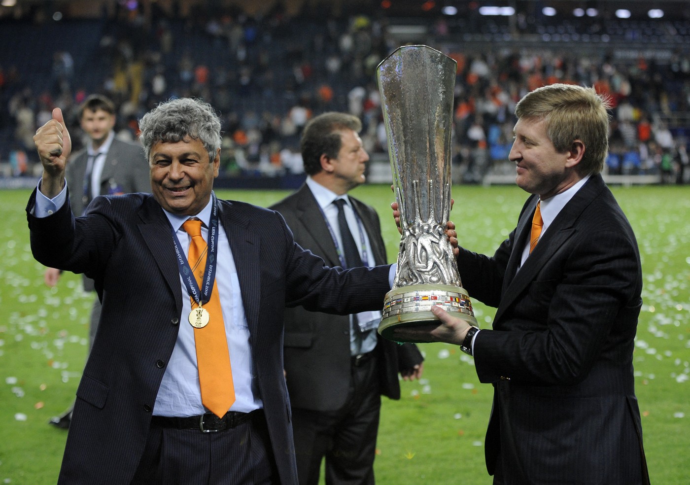 Imagine Stire La aproape două luni de la moartea lui Mircea Lucescu, cel mai bogat om din Ucraina a făcut confesiunea | 2review.ro