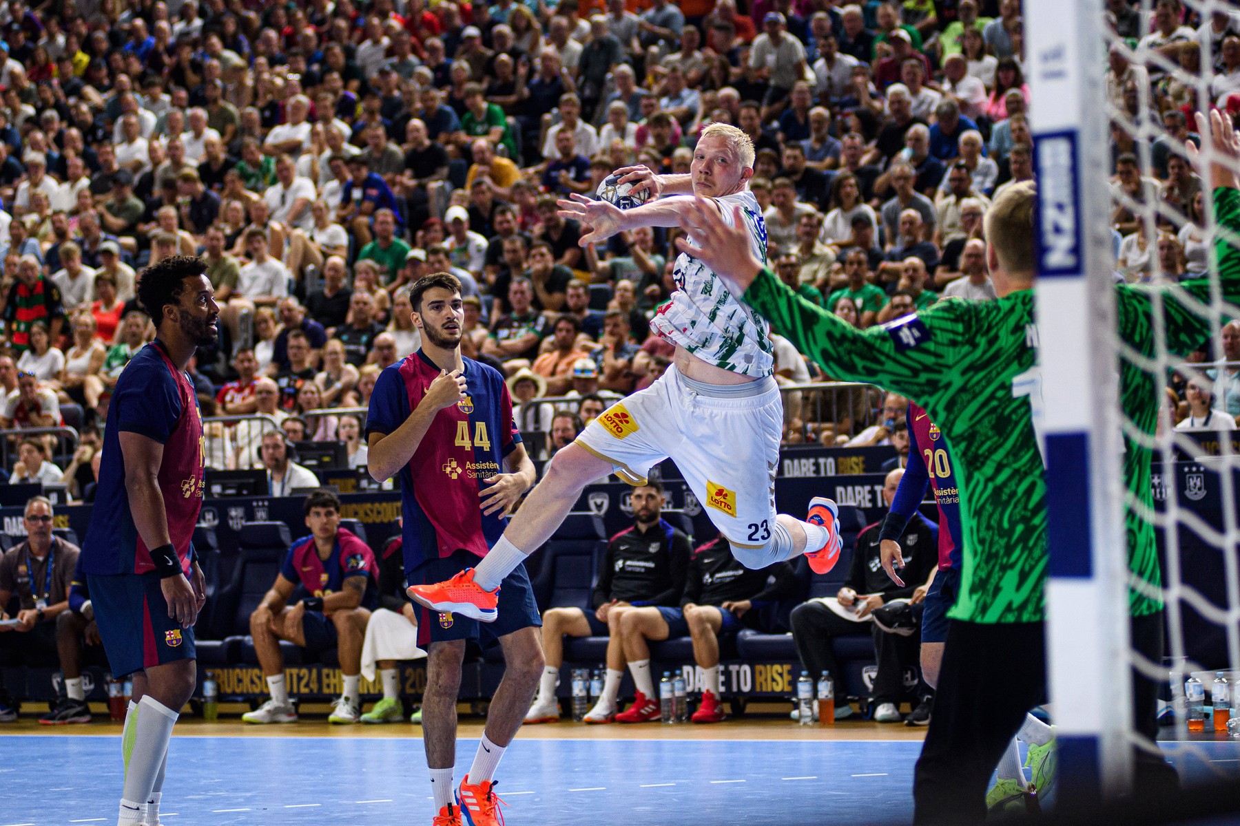 Final Four. Barcelona - Magdeburg 30-31. Victorie dramatică în ultima secundă / Fuchse Berlin - Nantes 34-24
