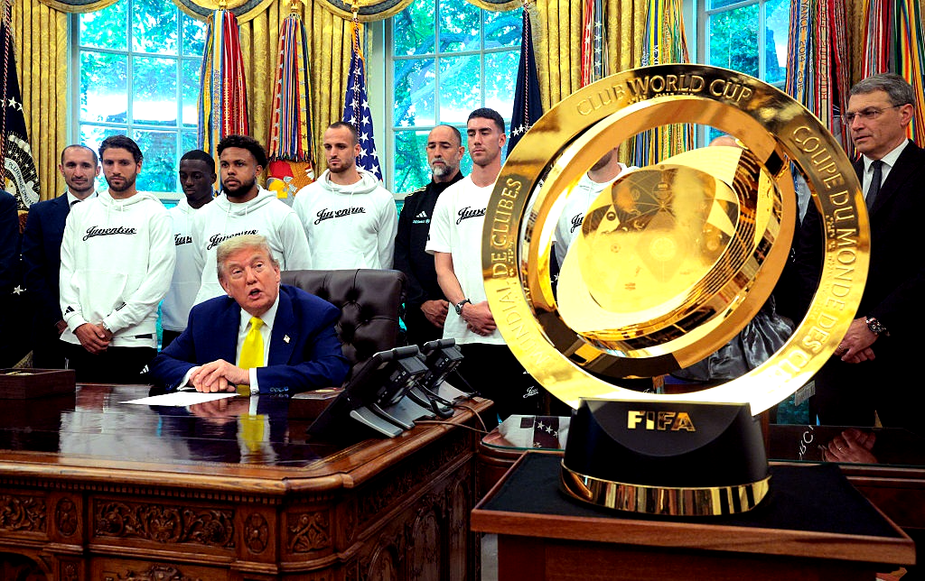 "Ar bubui toată planeta!". Cuvintele lui Donald Trump despre războiul Iran - Israel fac înconjurul lumii