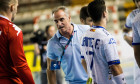 Leon, Spain. 24th September, 2017. Rafael Guijosa Castillo (Coach, CB Ademar Leon) talks with his players during the handball match of 2017/2018 EHF Champions League group stage between CB Ademar Leon and Kadetten Schaffhausen at Sports Center on Septemb