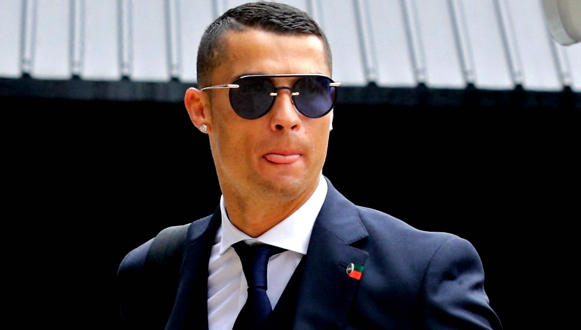 Final de “telenovelă”: Cristiano Ronaldo a anunțat cu cine semnează!