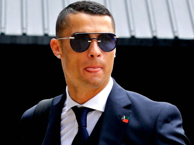 Cristiano Ronaldo anunță retragerea din fotbal
