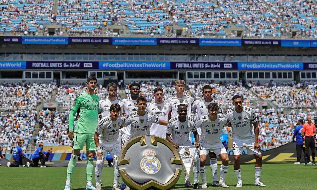Charlotte, United States, 20th Jun, 2025. (L-R) Real Madrid C.F. quad poses for team photo with goalkeeper Thibaut Courtois, Raul Asencio, Aurelien Tchouameni, Federico Valverde, Dean Huijsen, Jude Bellingham, Fran Garcia, Arda Guler, Vinicius Jr., Gonzal