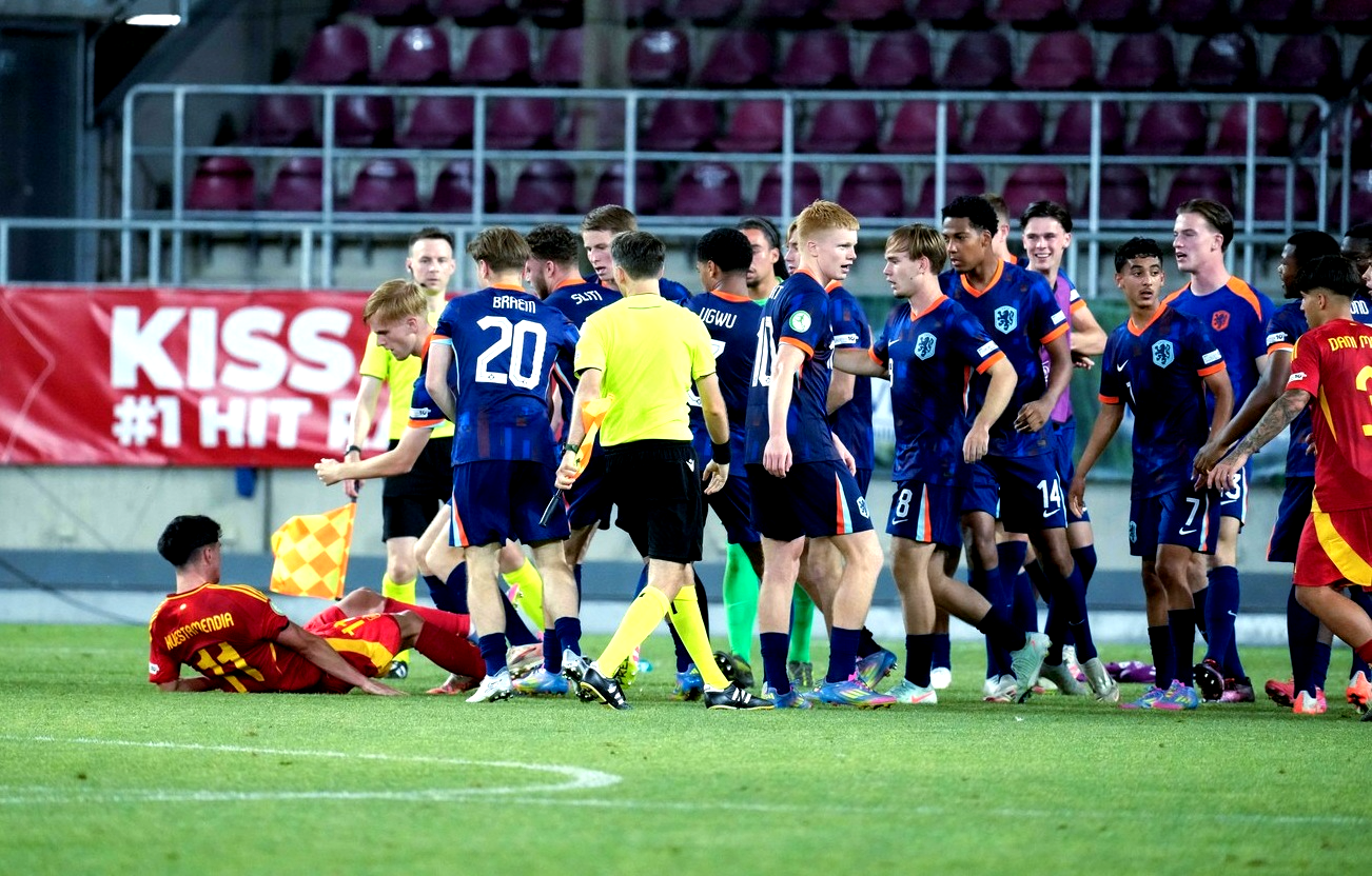 Haos în Giulești! Olandezii și spaniolii s-au luat la bătaie, imediat după finala EURO U19