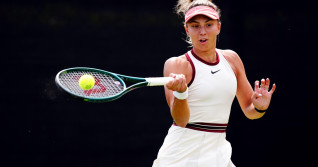 Jaqueline Cristian in action against Olivia Gadecki during qualifying for the Rothesay Open at the Lexus Nottingham Tennis Centre, Nottingham. Picture date: Saturday June 14, 2025.