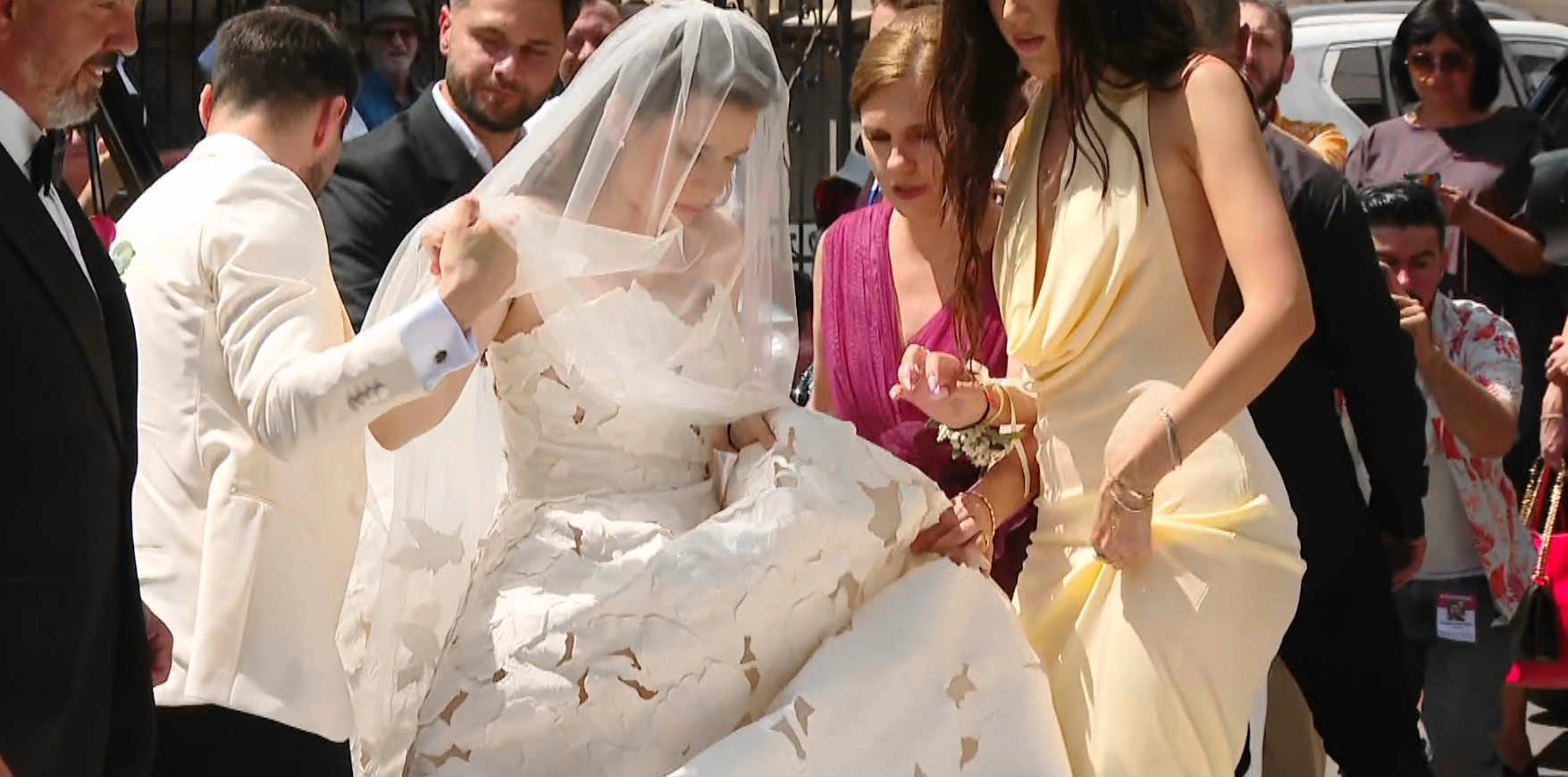 Imagine Stire Ce cuvinte a scris Kira Hagi, la mai puțin de două săptămâni de la nuntă | 2review.ro