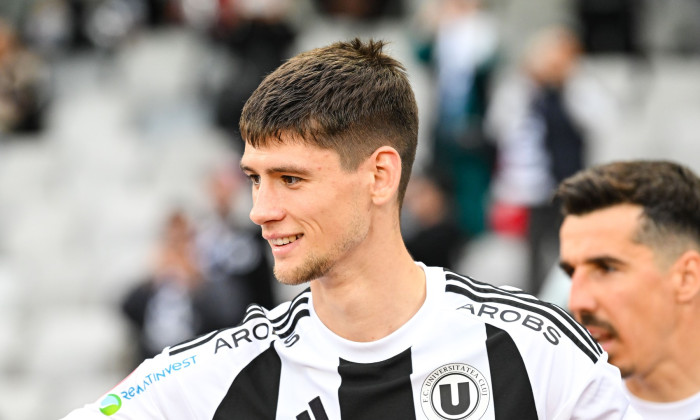 Universitatea Cluj v Rapid 1923 - Romania Superliga Play-off, Cluj-Napoca - 24 May 2025