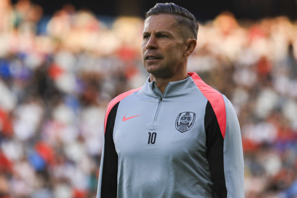 10 Ciprian Deac warm-up portrait at 500 game