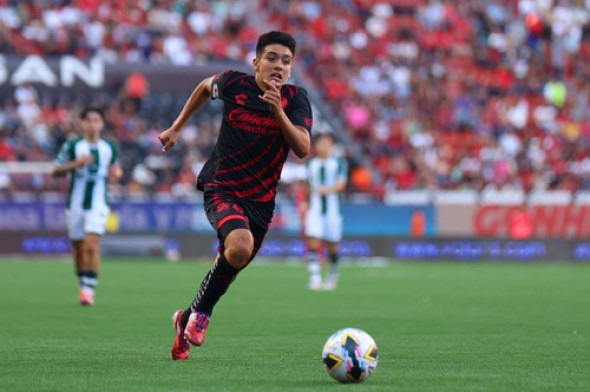 RECORD DATE NOT STATED Liga BBVA MX Apertura 2024 Tijuana 3-1 Santos Gilberto Mora of Tijuana debuts as the third younge