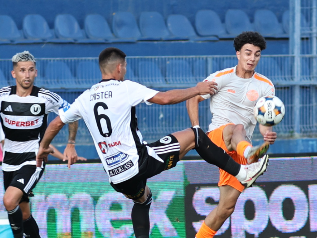 ”U” Cluj - Metaloglobus 0-0, ACUM, pe Digi Sport 1. A început meciul!