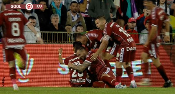 Prinși la distracție! Unde au fost văzuți doi titulari de la Rapid, după victoria cu FC Argeș