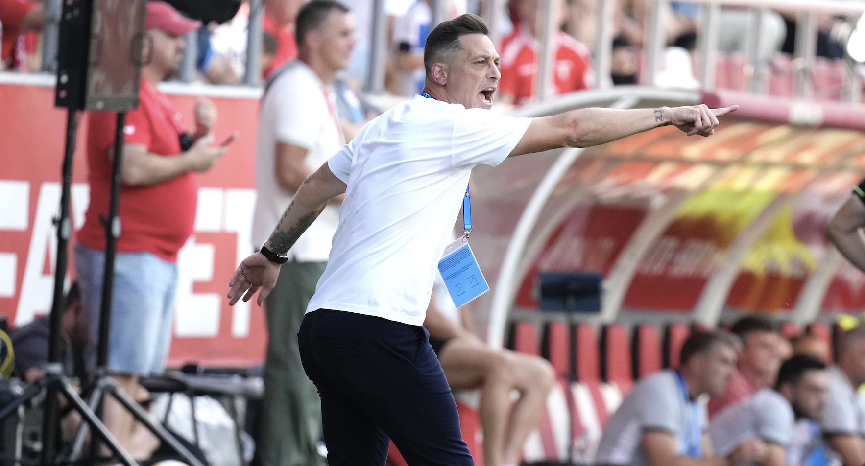 Craiova l-a găsit pe ”noul” Mitriță. Un nou fotbalist pentru Rădoi